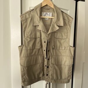 Vintage Tilley Endurables Large Khaki Vest Multi-Pockets Utility Fishing Hiking